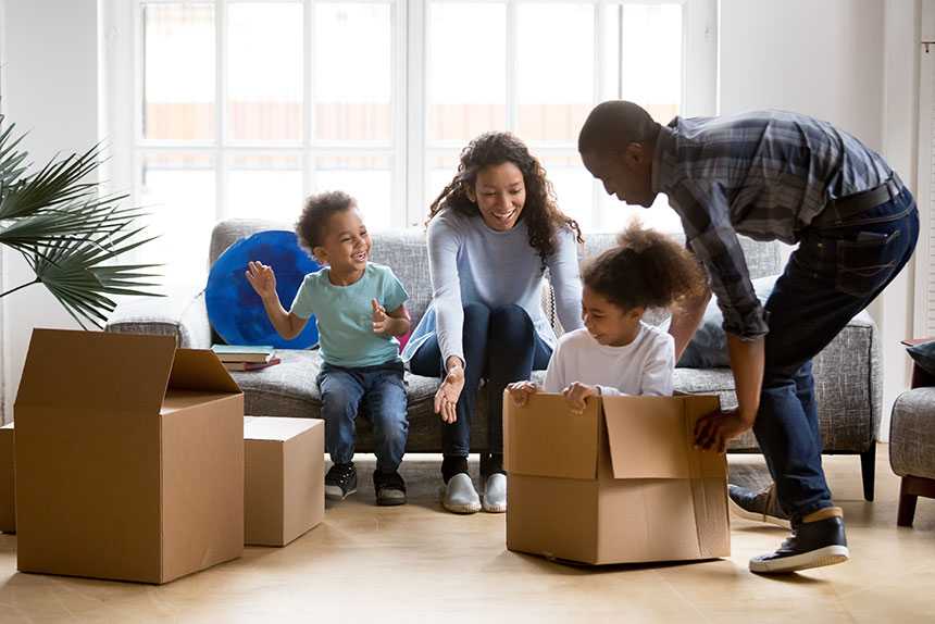 Family packing to move